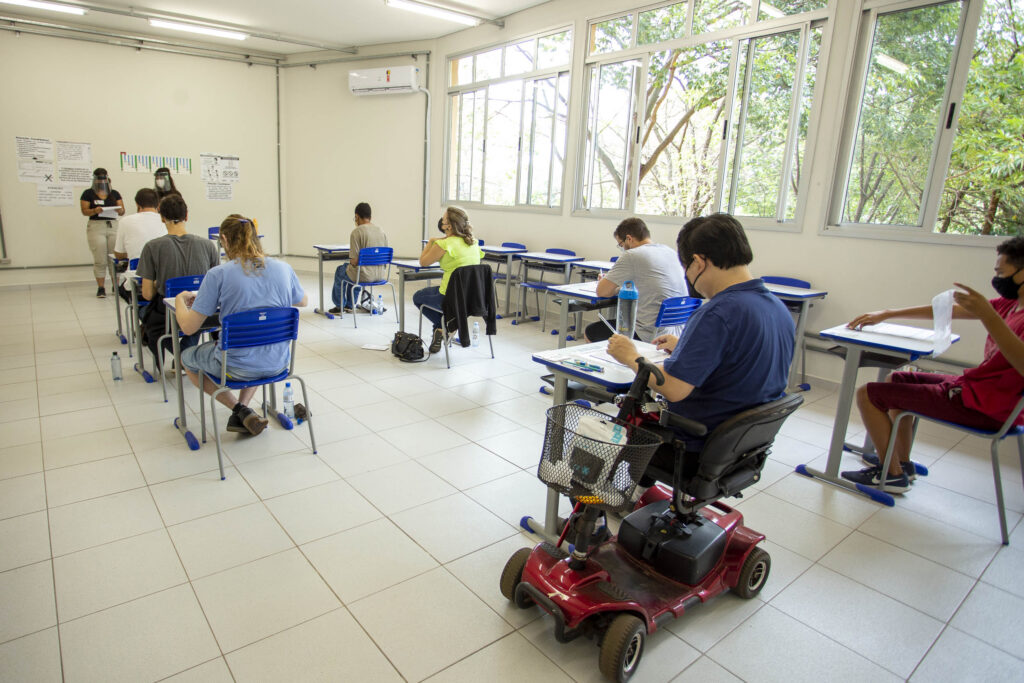 1º Vestibular para Pessoas com Deficiência (PCD) da UEM é realizado –