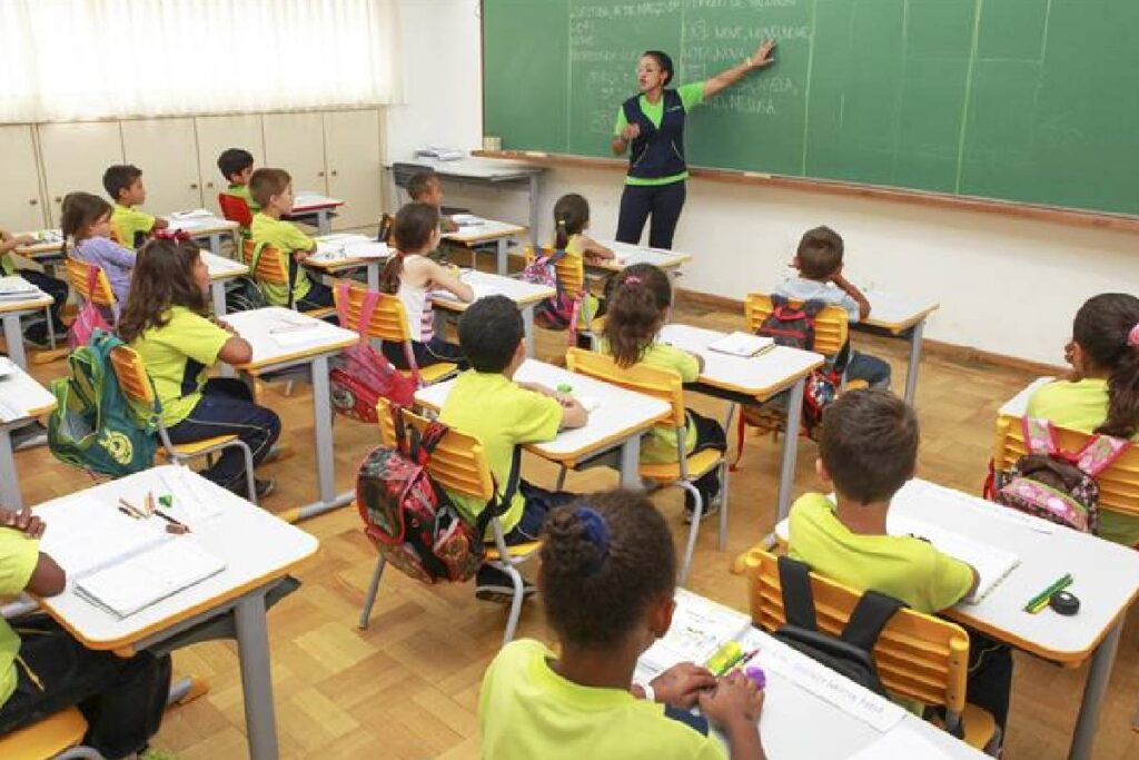 ultimo-dia-de-aulas-curitiba