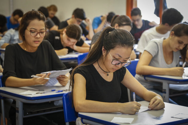universidades-estaduais-parana-e1673023886638