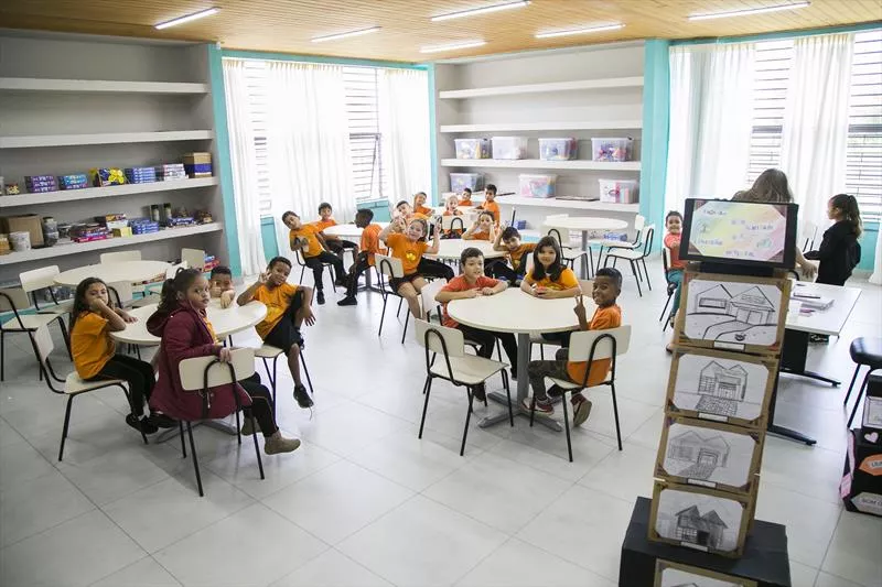 vagas-trabalho-educacao-curitiba