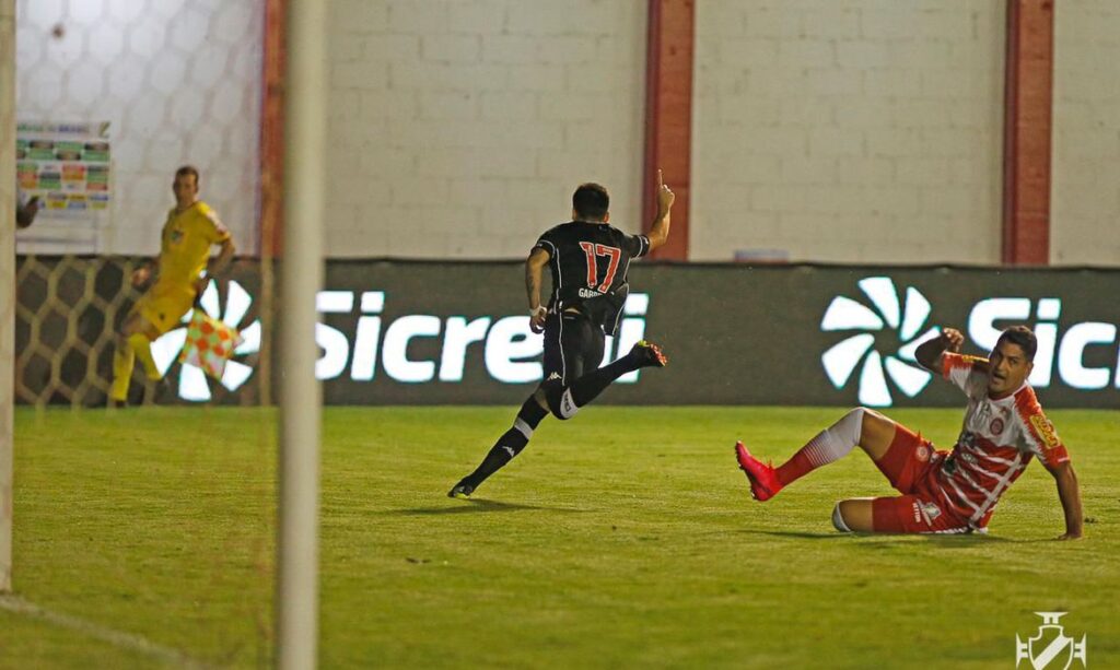 vasco-1 Divulgação/Tombense