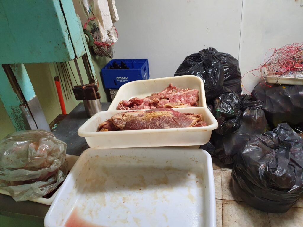 venda-carnes-foguete-1