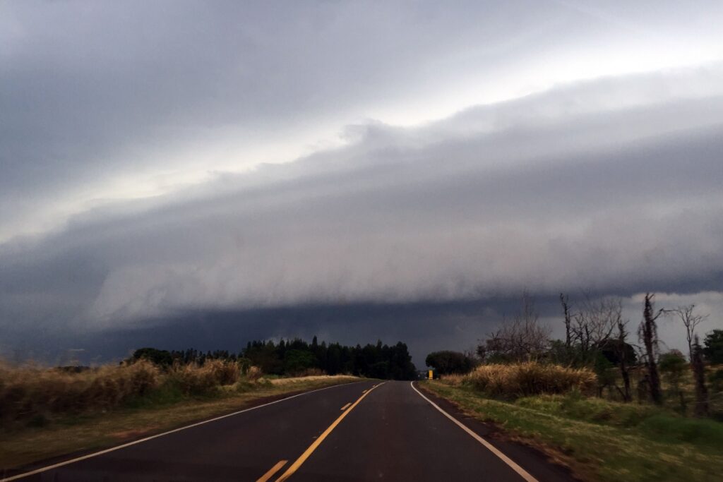 Tempestade.
Foto: José Fernando Ogura ventos-forte-curitiba