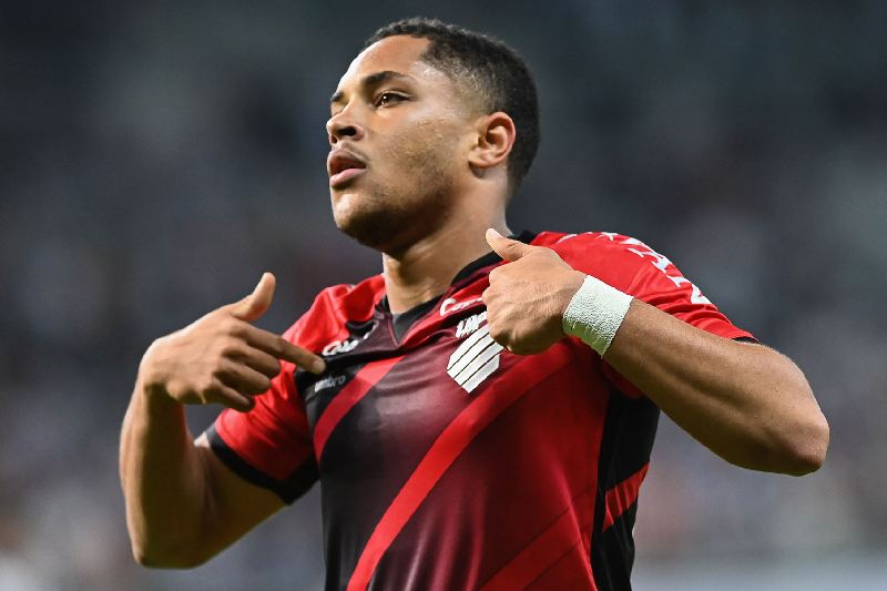 vitor-roque-craque-libertadores