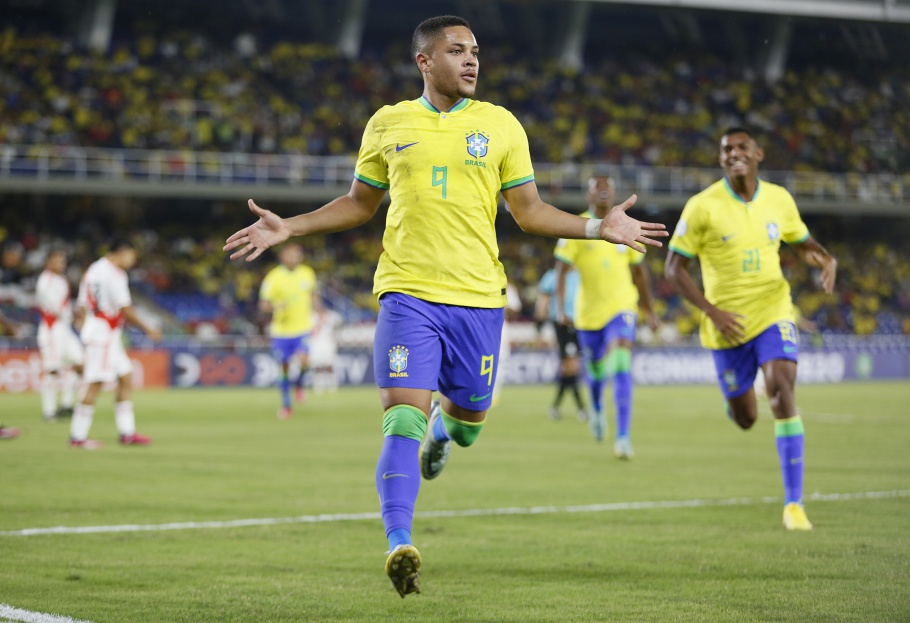 vitor roque sul-americano