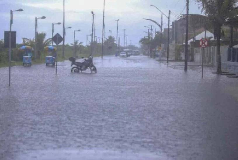 alerta-vermelho-acumulado-de-chuva-parana