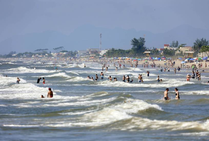 praias-proprias-para-banho-parana-verao