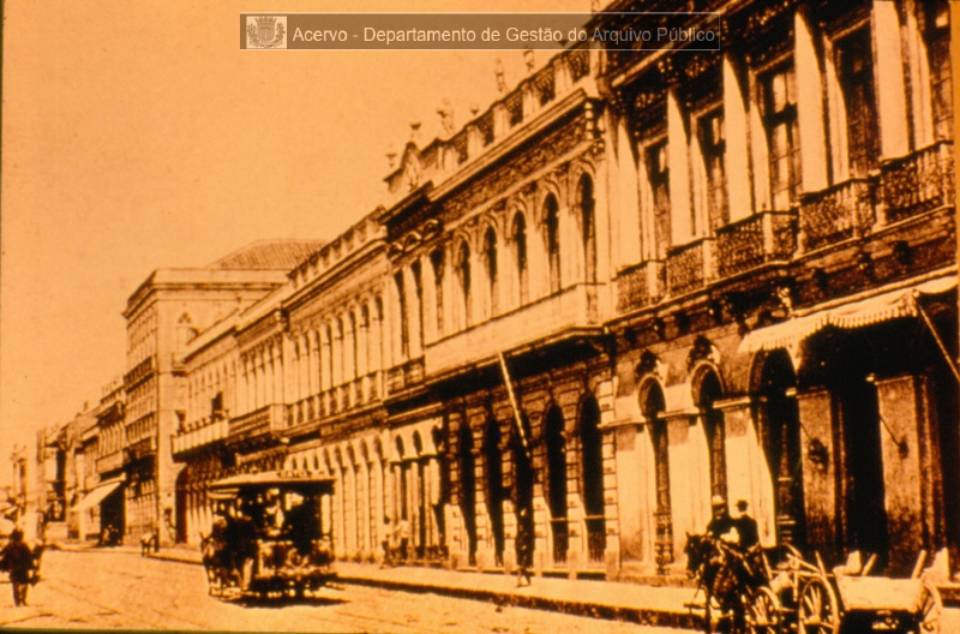 rua-xv-de-novembro