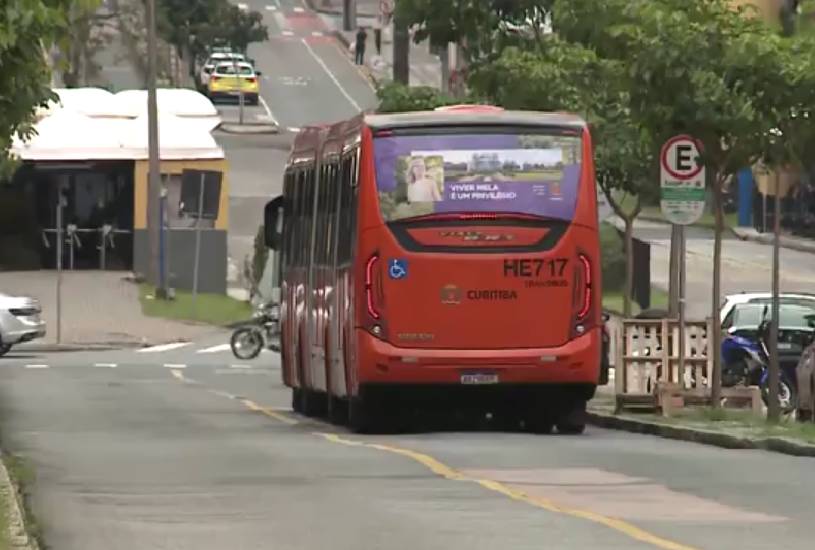 mulher-abusada-onibus