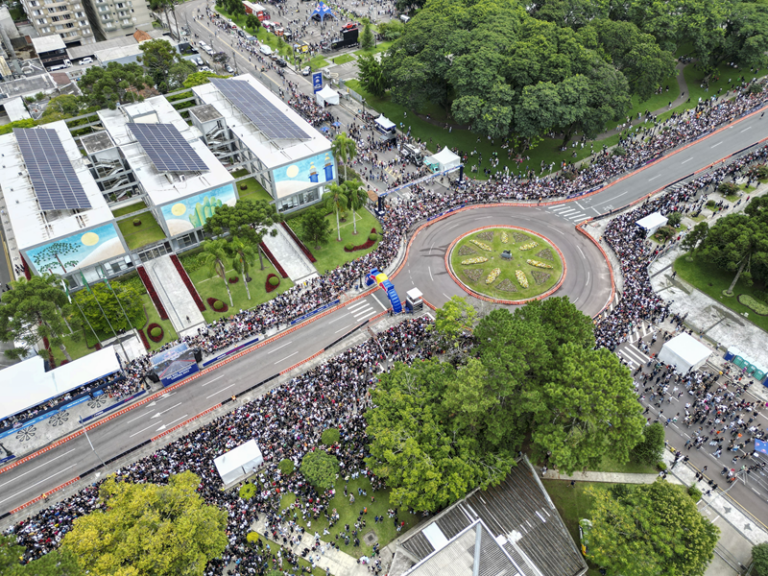 red-bull-curitiba-showrun