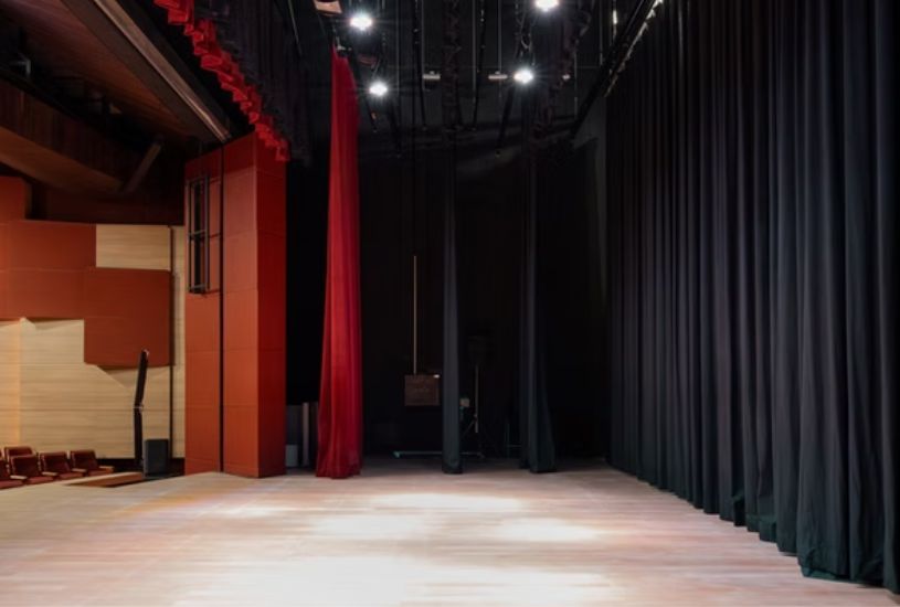 teatro-da-pucpr-pega-fogo (8)