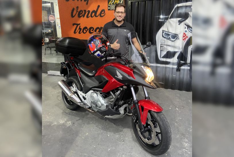 acidente-br-277-moto-caminhao-jonathan-leedney-domingues