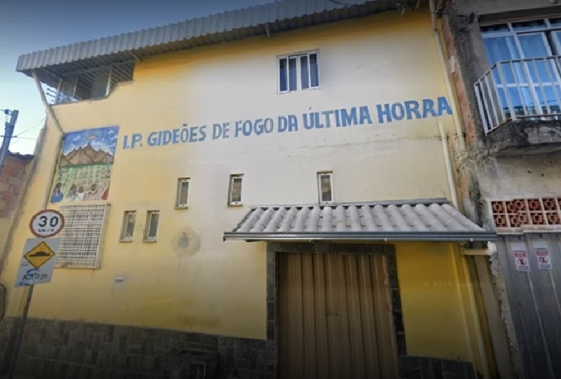 pastor-abusa-mulheres