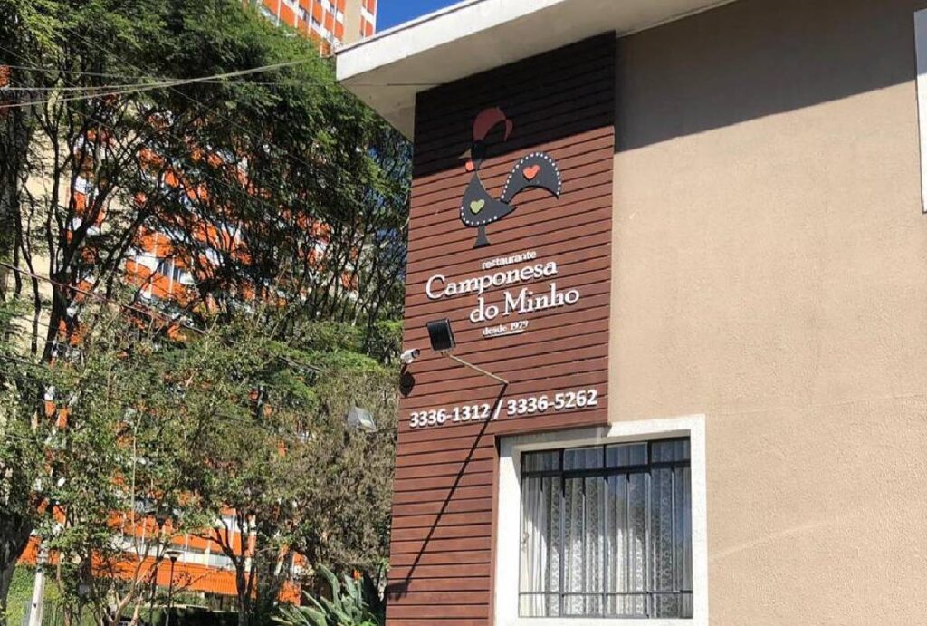 restaurante-curitiba-fecha