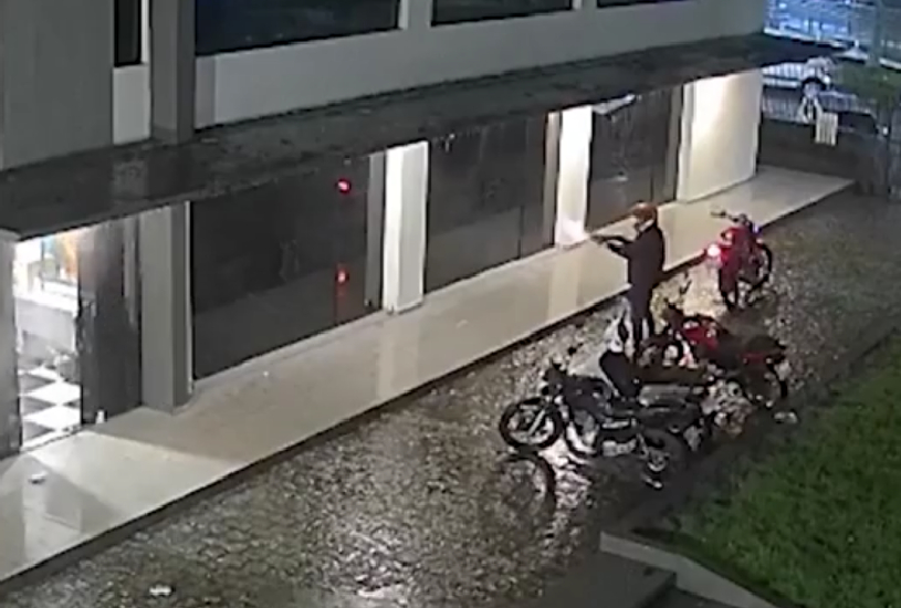 tiros-em-festa