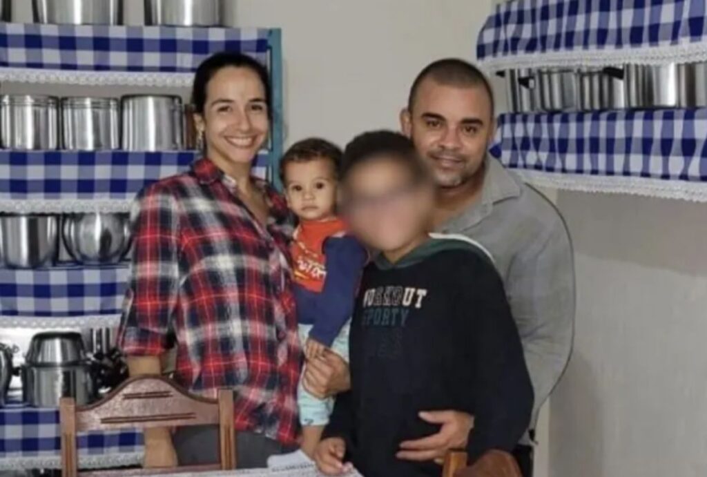adolescente-mata-familia