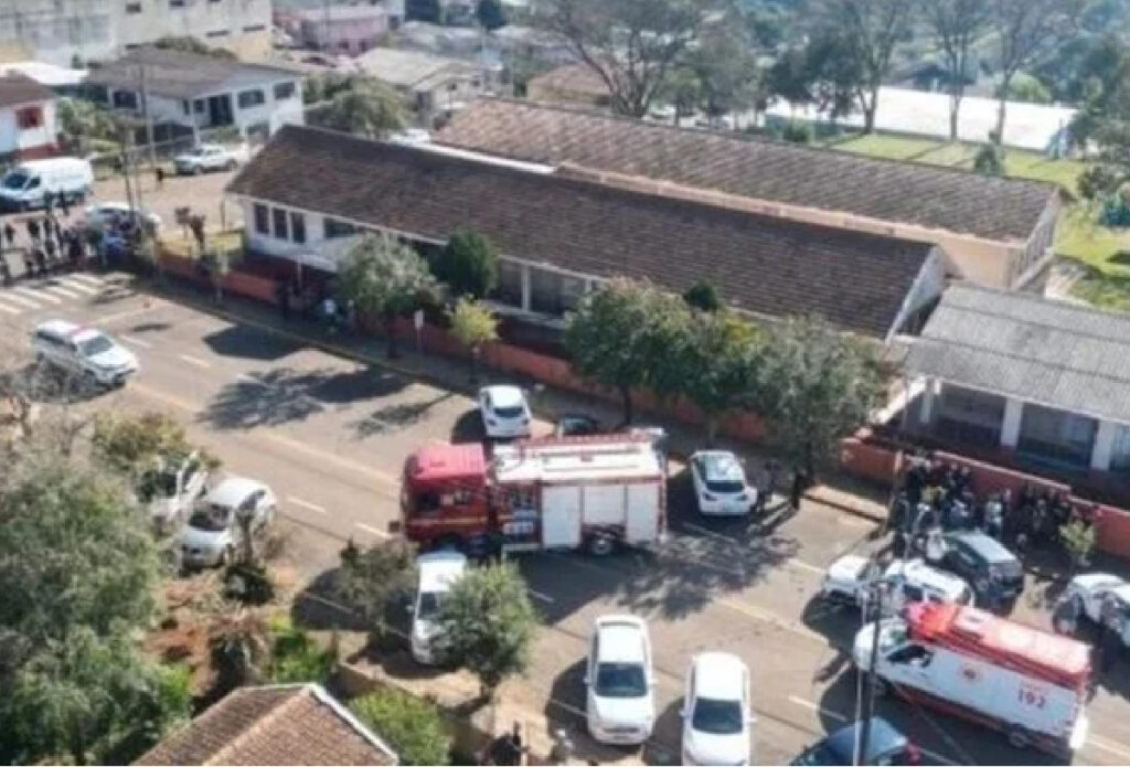 atentado-em-escola-crianca-morta