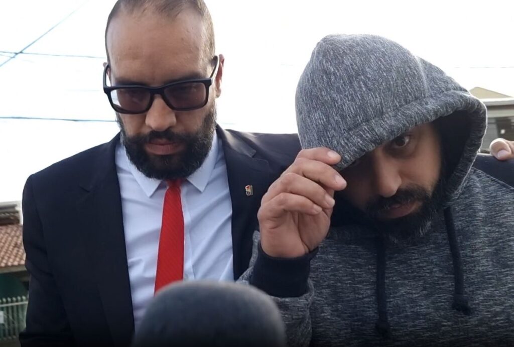 camila-pio-pontes-suspeito-apresenta-policia