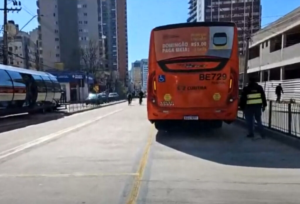 freira-atropelada-onibus