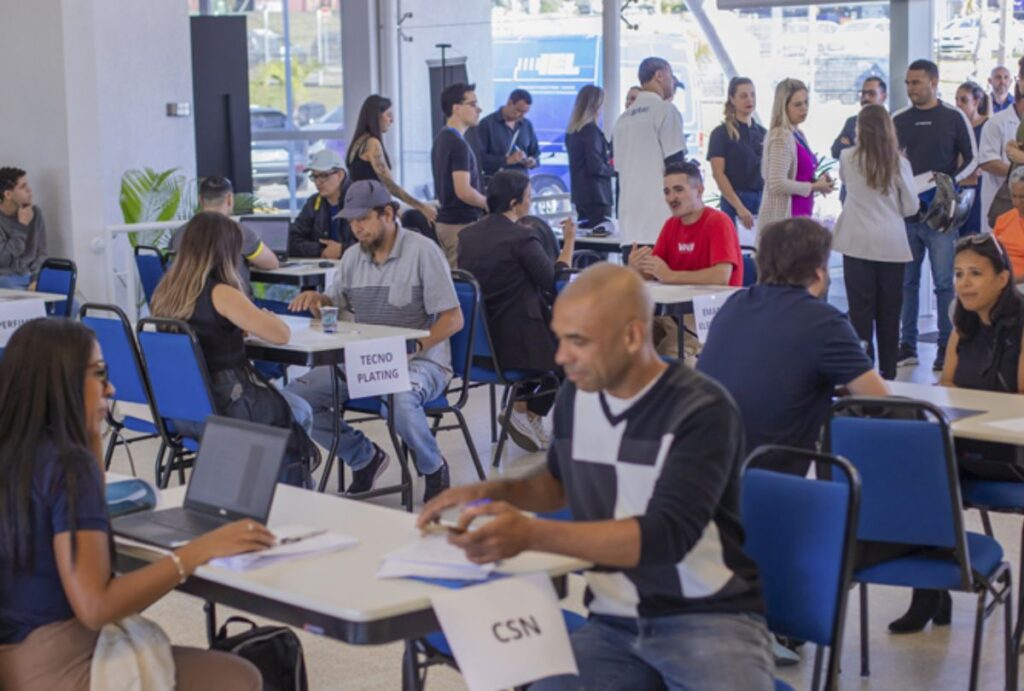 vagas-de-emprego-em-curitiba-feira-cic