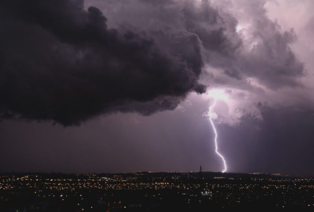 alerta-de-tempestade-no-parana