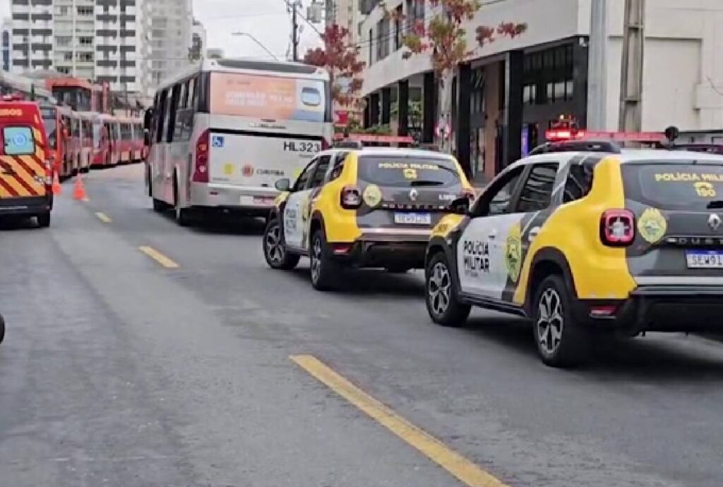 atropelamento-curitiba-ligeirinho-perito