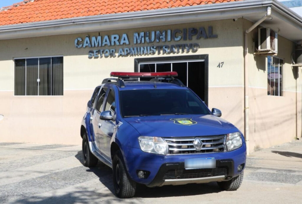 camera-escondida-banheiro