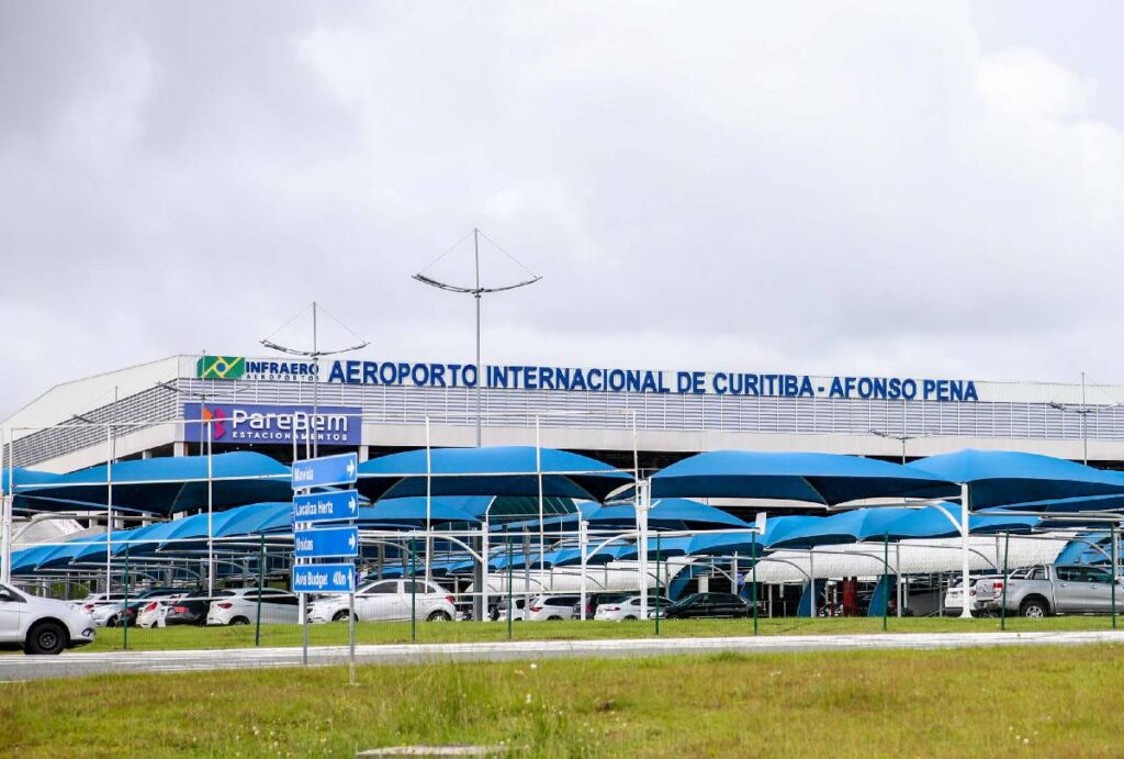 voos-atrasados-curitiba-comunicacao-fab