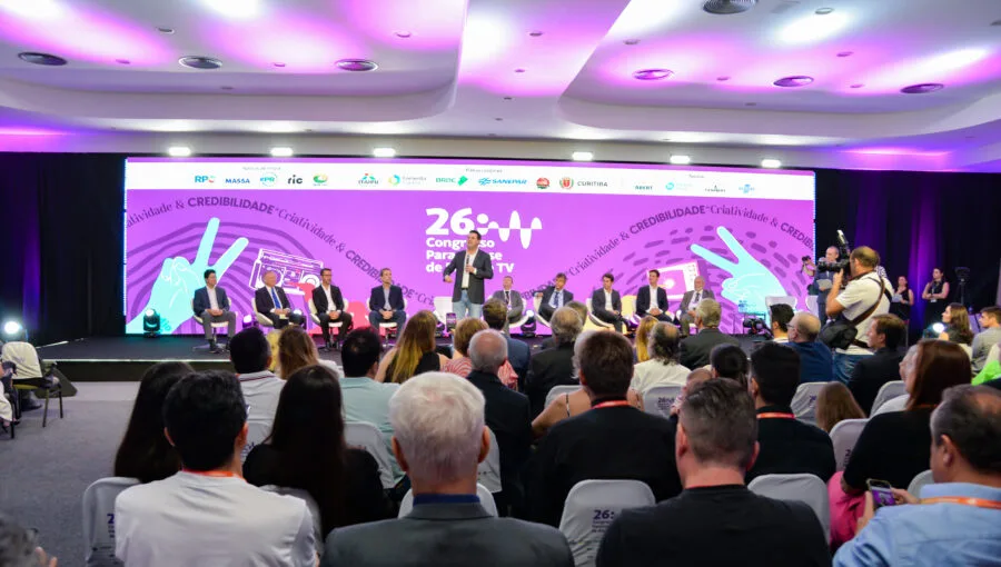 Grupo Massa no Congresso Paranaense de Rádio e Televisão