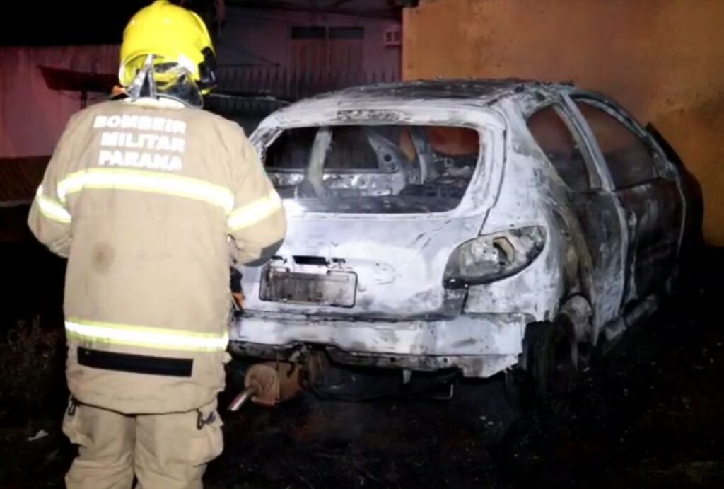 carro-pega-fogo-ponta-grossa