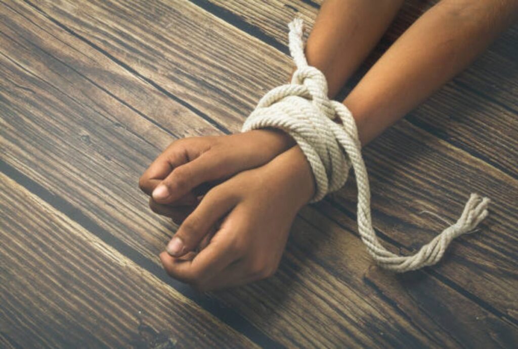 estudante-sequestrada