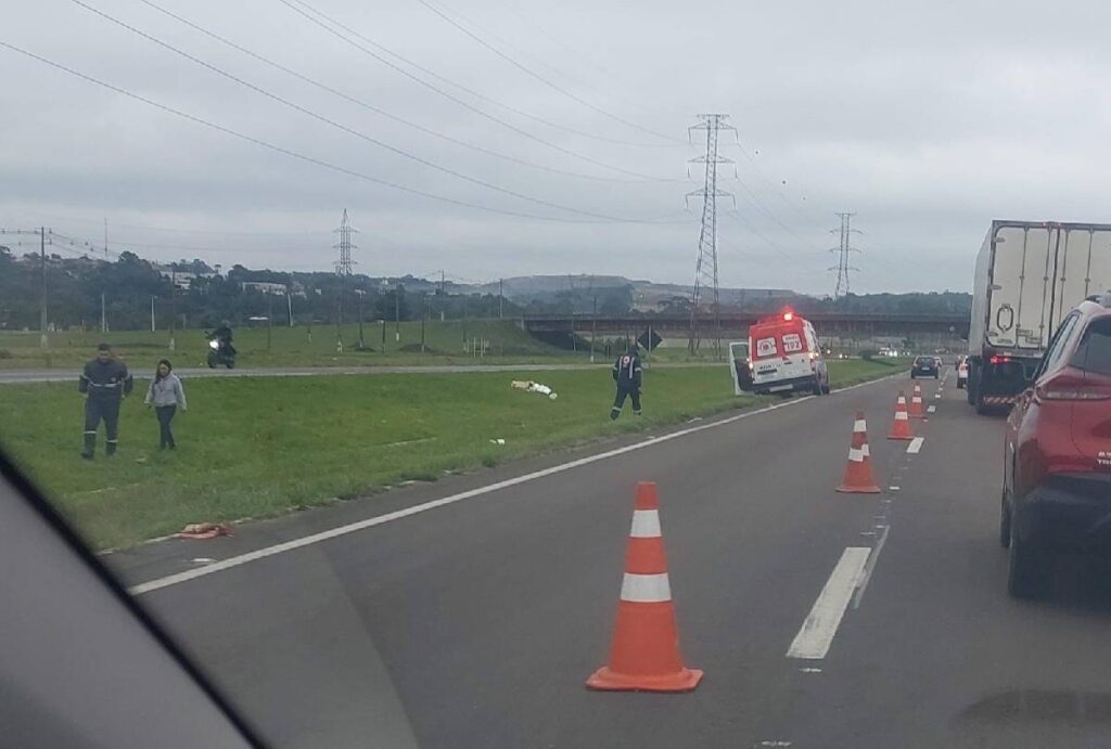 homem-encontrado-morto-curitiba-contorno-sul