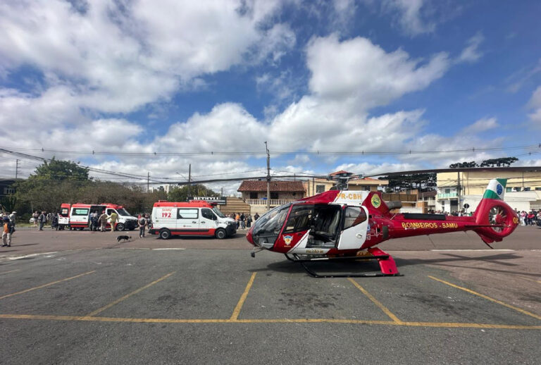 idosa-resgatada-de-helicoptero idosa-resgatada-de-helicoptero