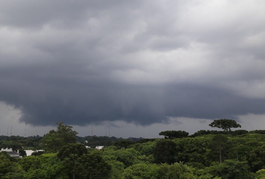 tempestade-no-parana-setembro