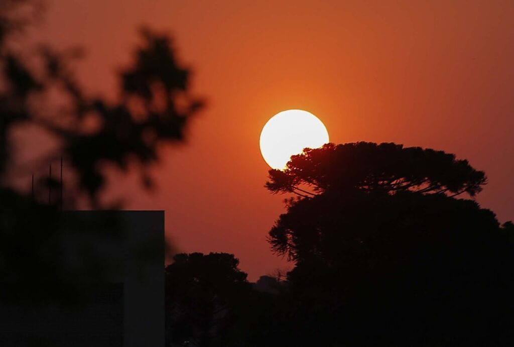 onda-de-calor-no-parana
