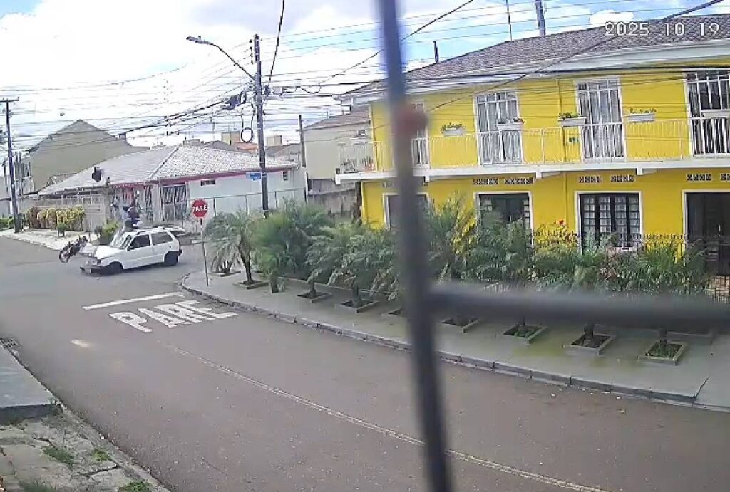 acidente-sitio-cercado-motociclista-sogra
