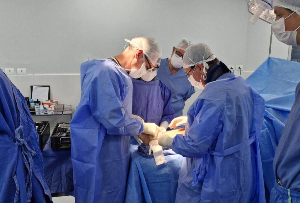 cirurgia-artroscopia-tornozelo cirurgia-artroscopia-tornozelo