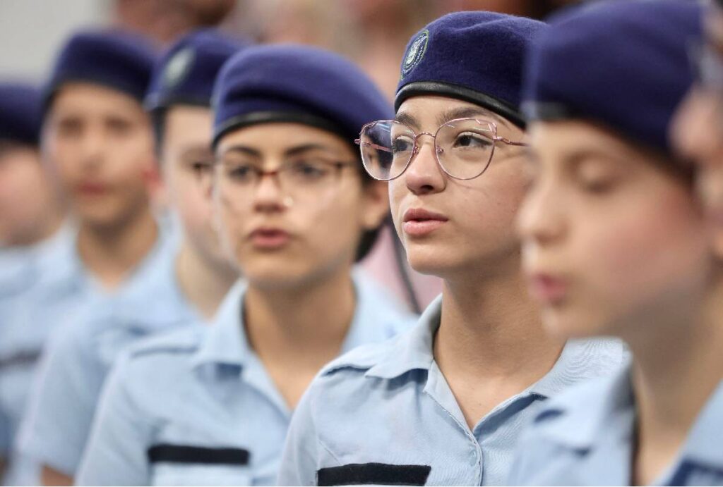 escolas-civico-militares-no-parana-tempo-integral