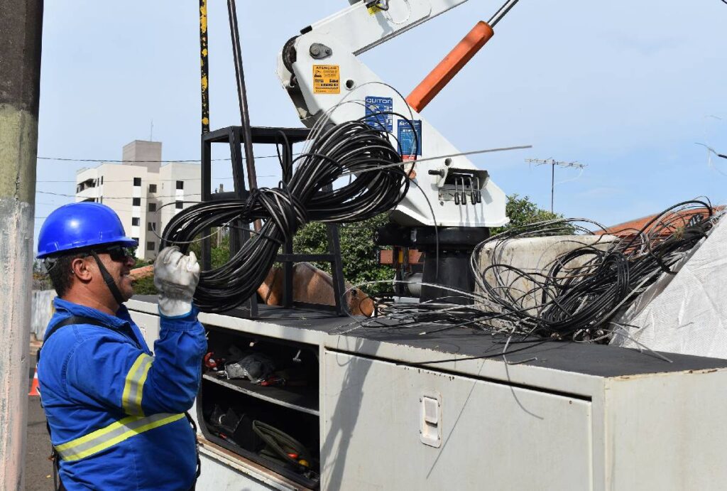 falta-de-luz-curitiba-copel-30-outubro falta-de-luz-curitiba-copel-30-outubro