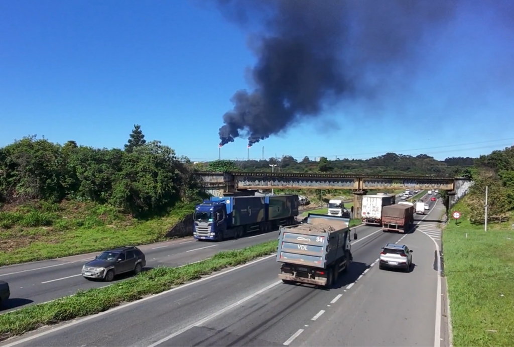 fumaça preta curitiba