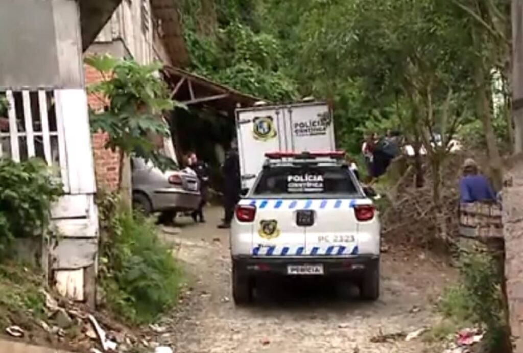 jovem-morto-a-tiros-almirante-tamandare