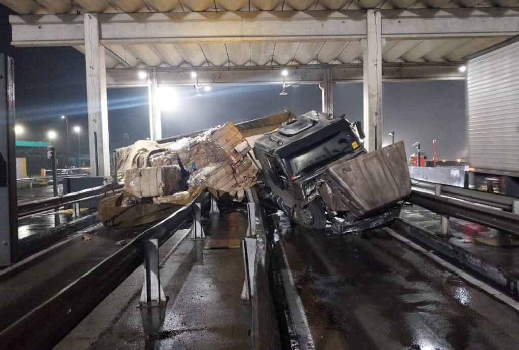 pedagio-br-116-campina-grande-do-sul pedagio-br-116-campina-grande-do-sul