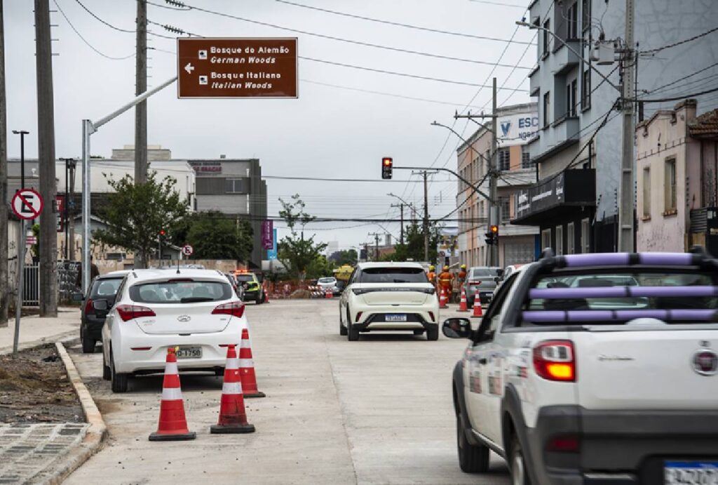 transito-curitiba-merces