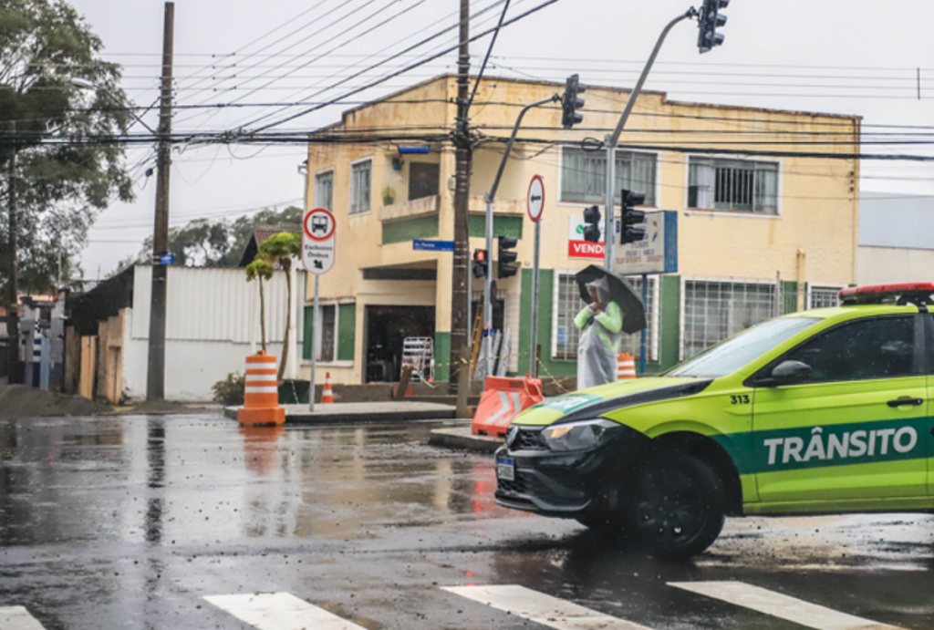 transito curitiba