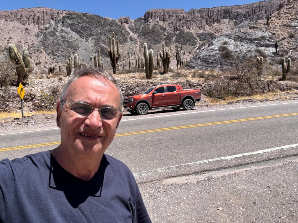 SUBINDO A CORDILHEIRA DOS ANDES