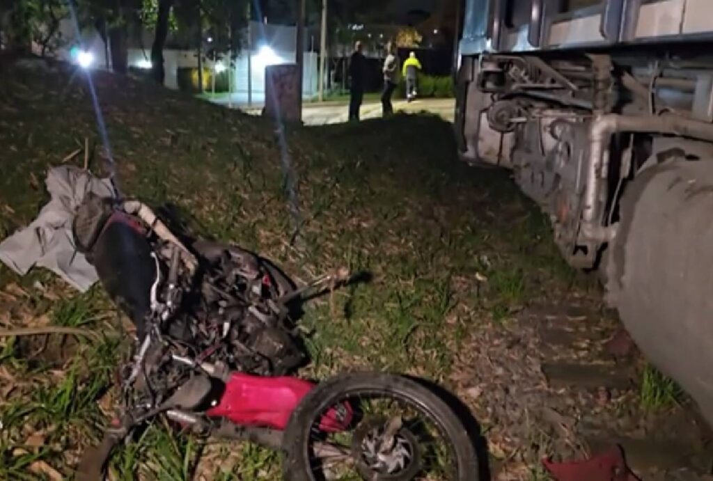 acidente-trem-moto-curitiba