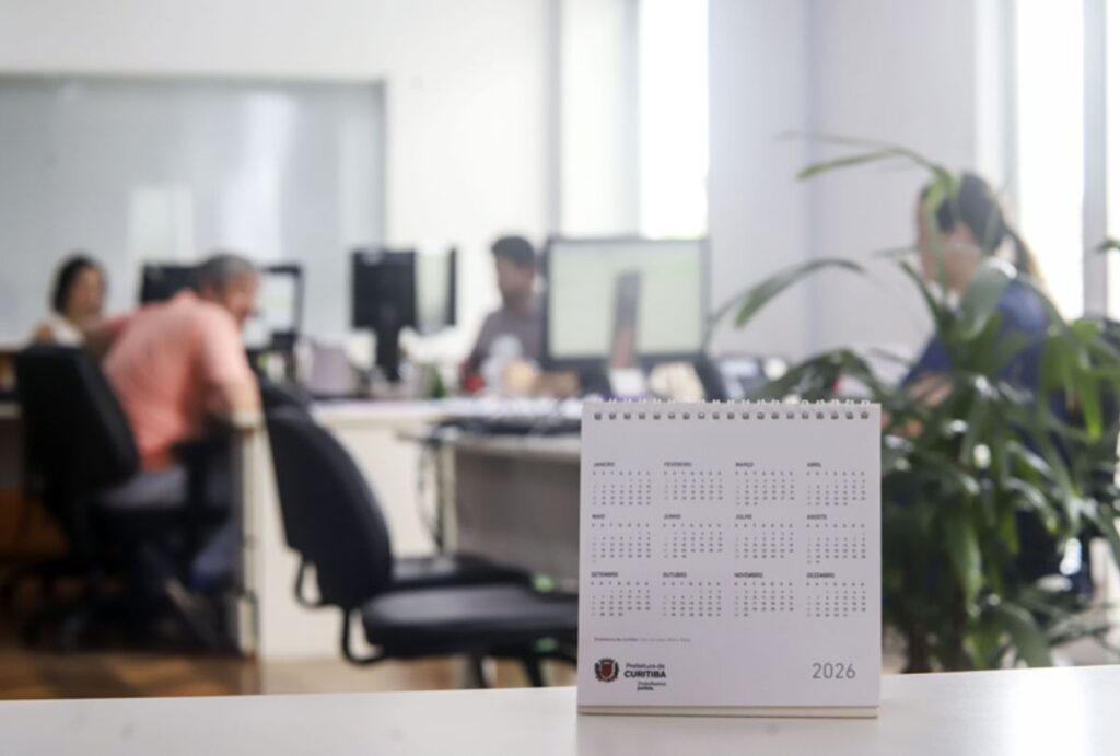 feriados-curitiba-2026