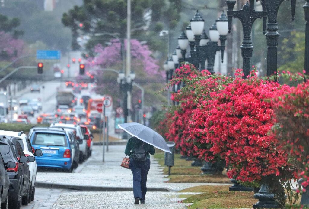 frente-fria-parana-chuva-novembro