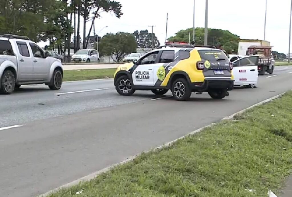 homem-baleado-em-curitiba-perseguicao-taxi
