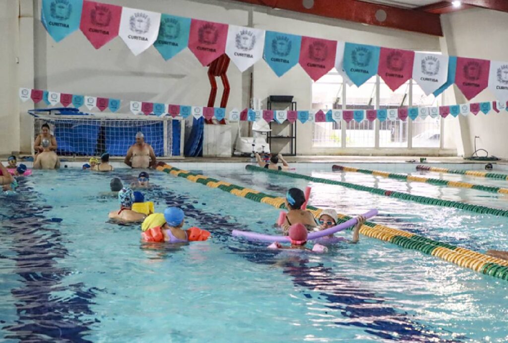 piscinas-gratuitas-em-curitiba-29-novembro